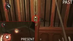 elevator bonecharm present