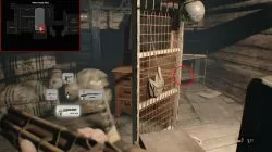 re7 use toy axe