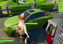 how to refuel cars in fortnite gas cans gas stations