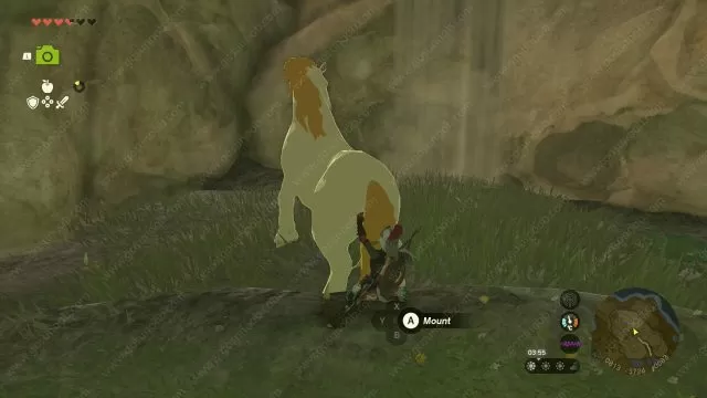 Sneak up to the Giant White Stallion and mount it